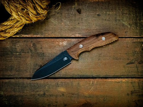 The Flashpoint-Sheepsfoot-Magnacut-Battle Black-Walnut-Wood Handle-Scale Side