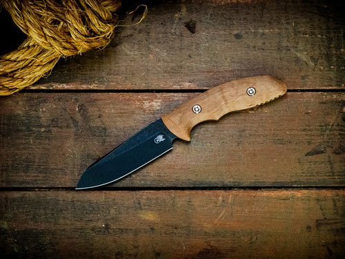 The Flashpoint-Sheepsfoot-Magnacut-Battle Black-Curly Maple-Wood Handle-Scale Side