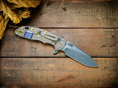 XM-18 3.5"-20CV-Slicer-Hollow Ground-Working Finish Two Tone Blade-Textured Stonewash Blue/Gold-Brass/Aluminum Standoffs Hardware