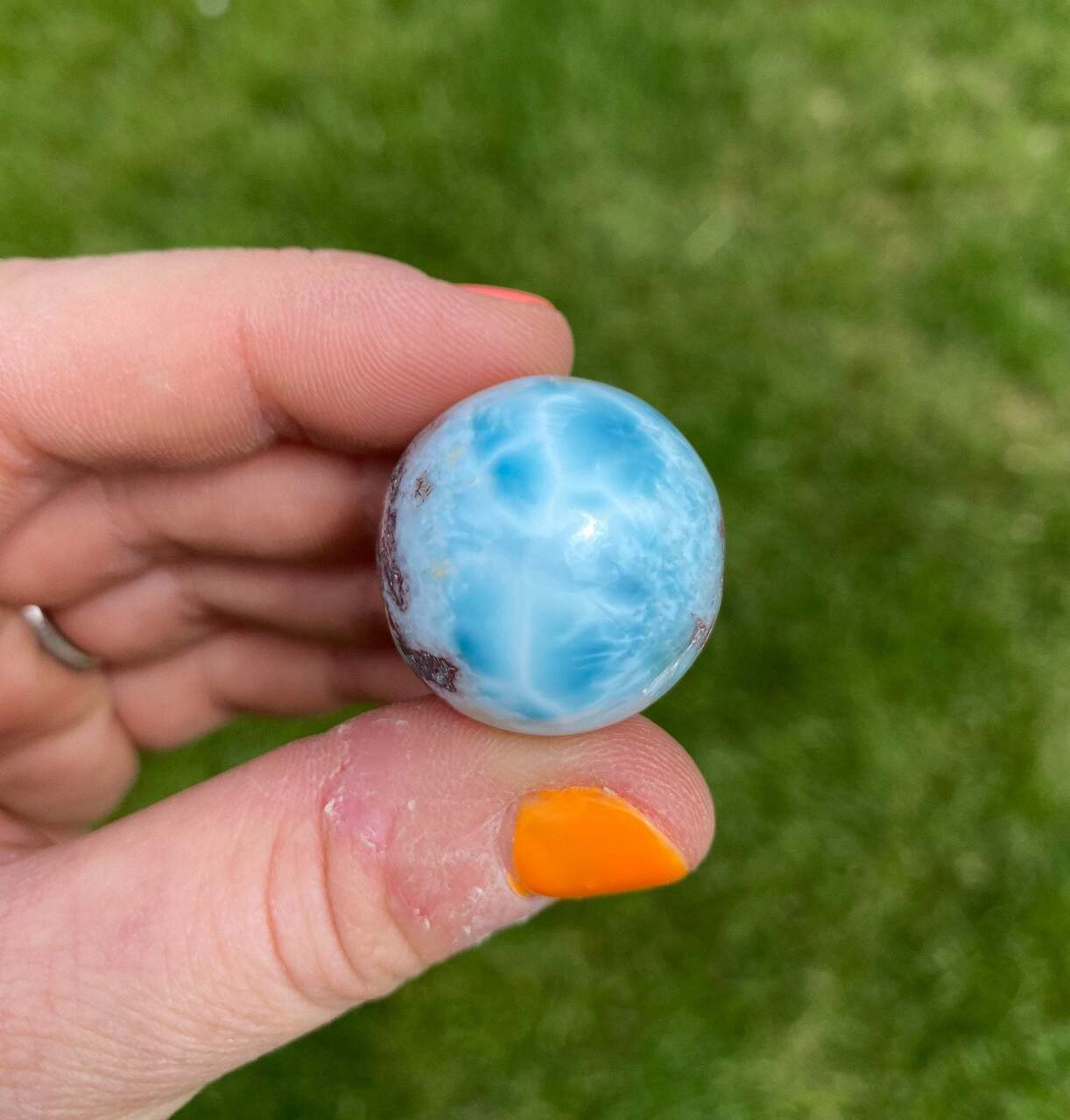 ラリマースフィア Larimar Sphere - Polished Stone | New Moon Beginnings