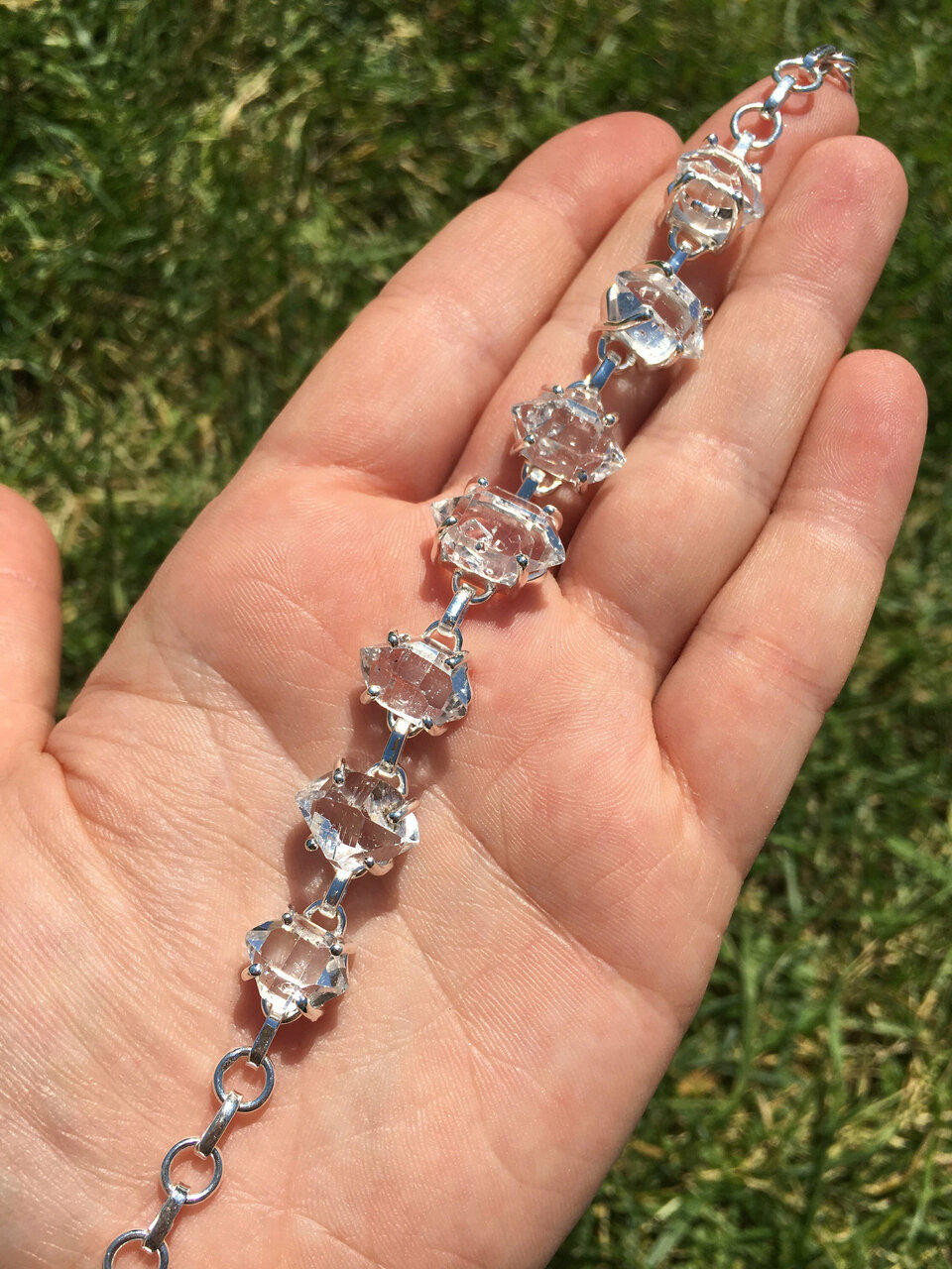 Herkimer Diamond 10-12mm 'Healing' Bracelet w/ magnetic clasps - Shop  egoheal Bracelets - Pinkoi