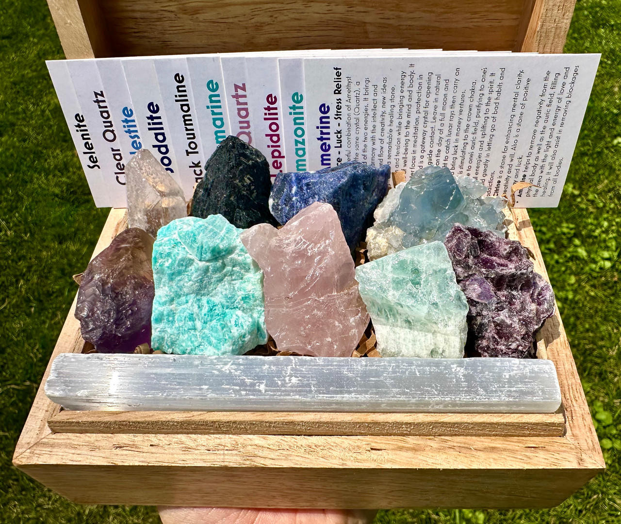 Worry and Stress Crystal Box Healing Crystals and Stone Set Calming and  Tranquility Raw Crystals Crystal Gift Box Starter Kit 15 