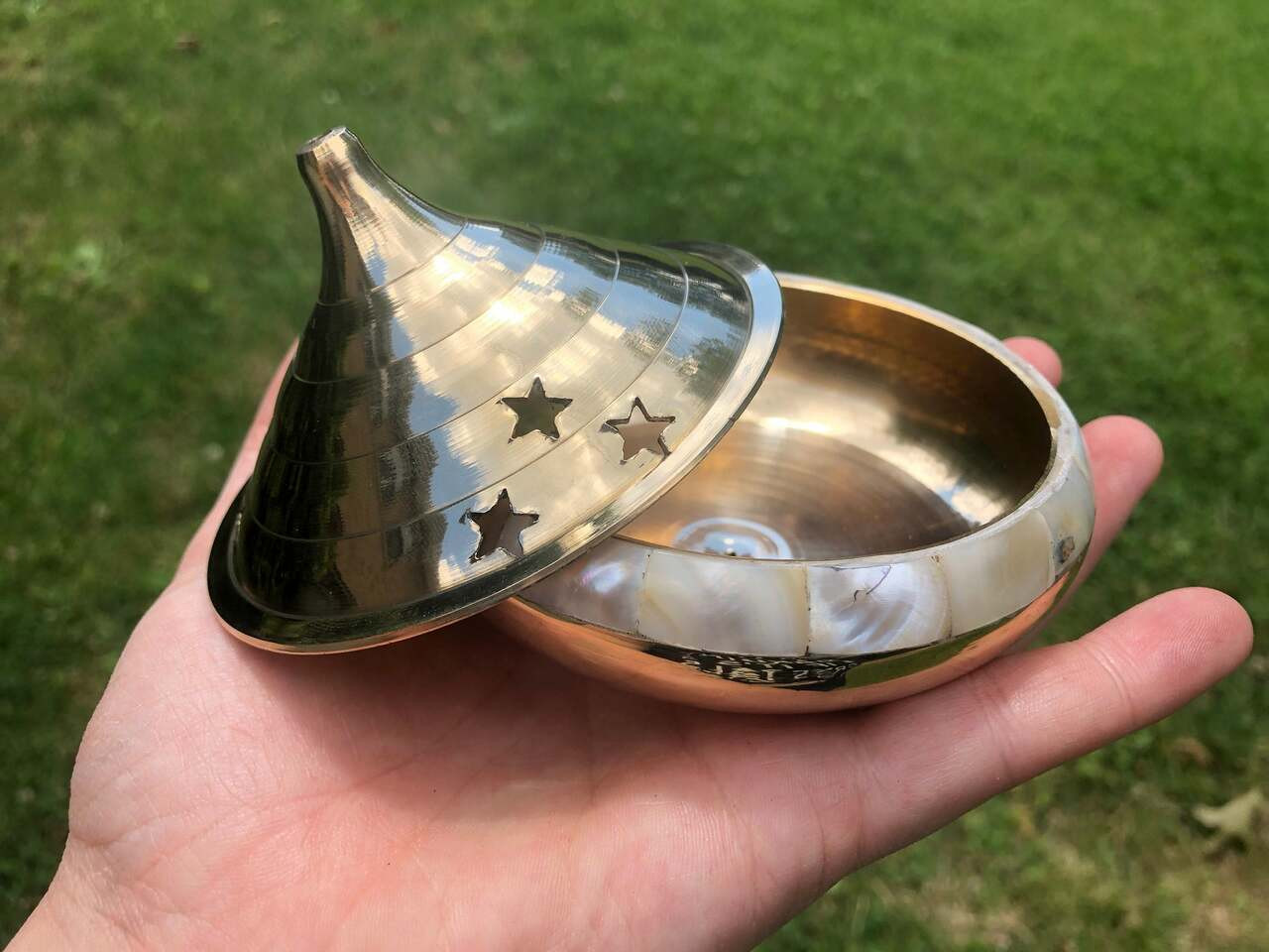 Brass Cleansing Pot With Mother Of Pearl New Moon Beginnings New Moon Beginnings Brass Cleansing Pot With Mother Of Pearl Ent Aa117 68474.1635615421
