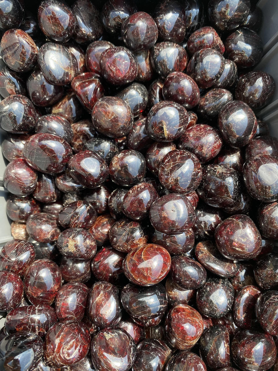 Garnet Crystal (1) | Polished Garnet | Garnet | Rocks & Minerals | Healing  Crystals