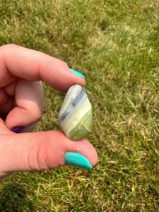 Infinity Serpentine Tumbled Stone