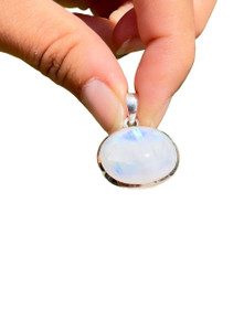 Rainbow Moonstone Polished Oval Pendant - Sterling Silver - No.2863 