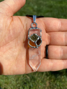 Empowerment Point Amulet Necklace (Protection & Empowerment) 