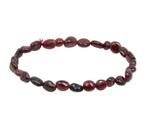 Garnet Chip Elastic Bracelet 