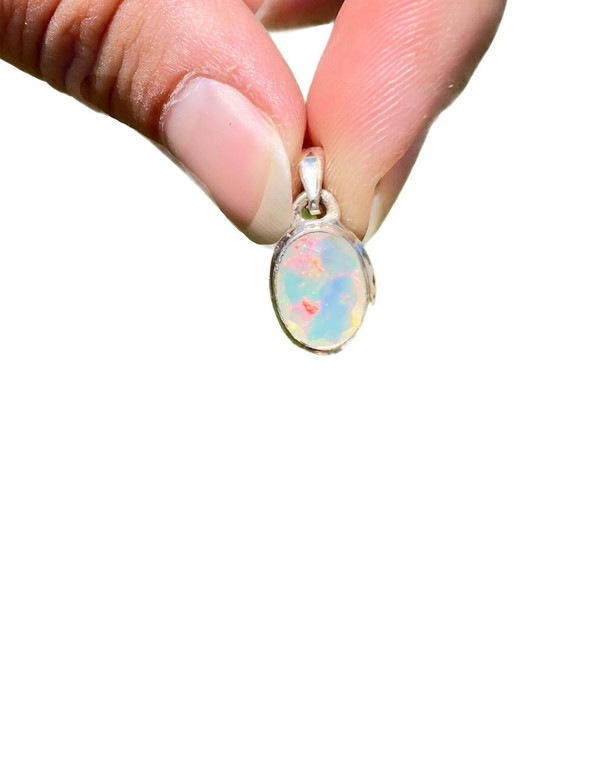 Ethiopian Opal Polished Oval Pendant - Sterling Silver - No.915 