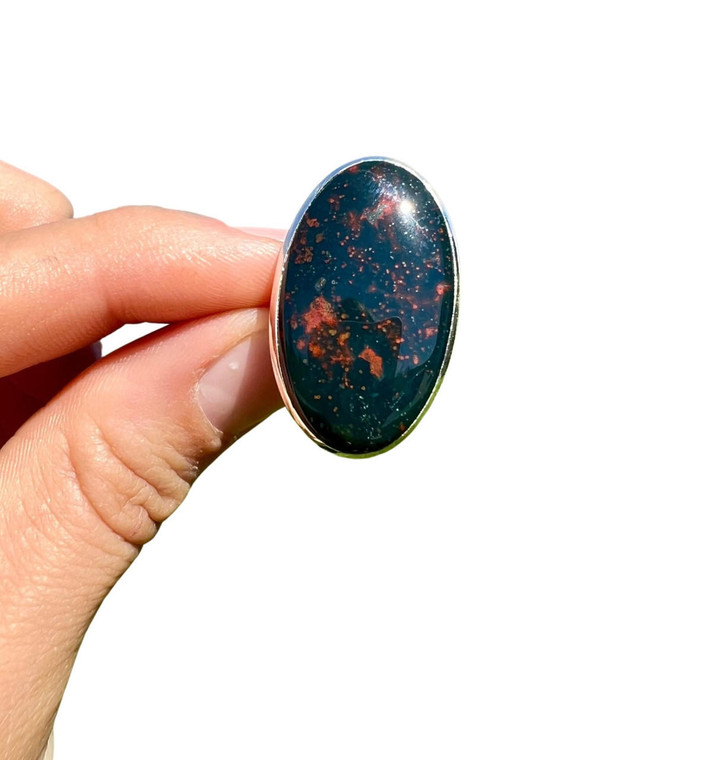 Bloodstone Ring in Sterling Silver, SIZE: 6.5 US - Polished Oval Ring - No.410 