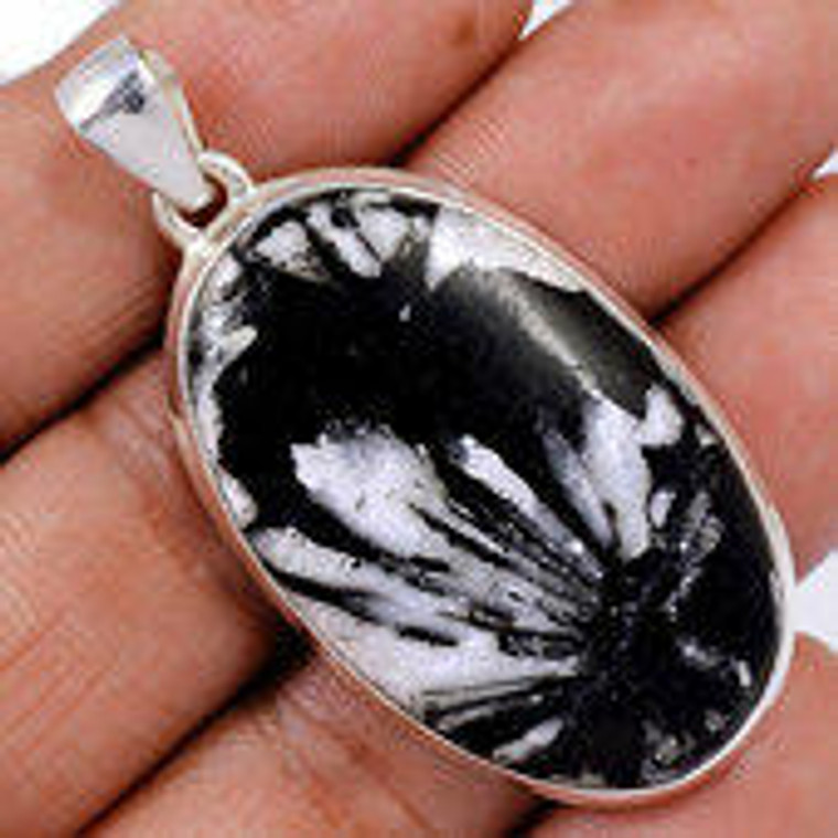 Chrysanthemum Polished Oval Pendant in Bezel Setting - Sterling Silver - 309