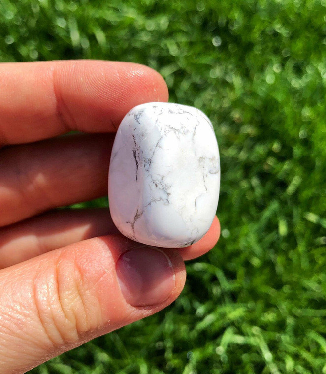 White Howlite Tumbled Stone - Polished Natural Howlite Crystal