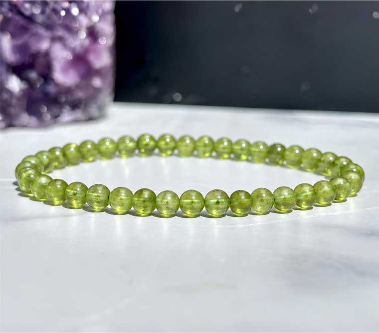 Peridot Elastic Bracelet - 4mm Beads 