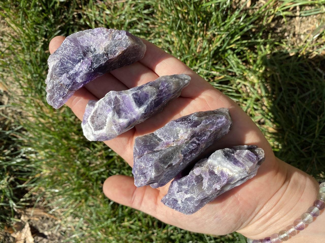 amethystiumアメジスティウム4枚アンビエント・ニューエイジ・チルアウト Raw Amethyst Crystal - Grade A | New Moon Beginnings