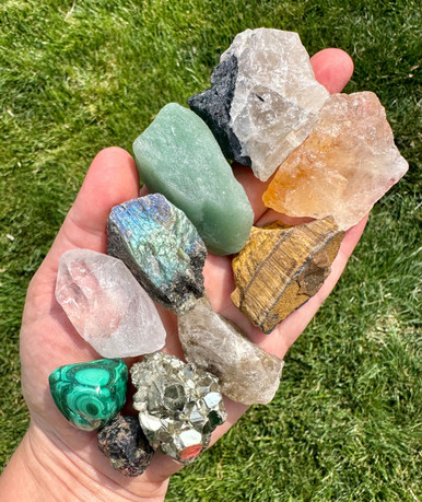new-moon-beginnings-abundance-