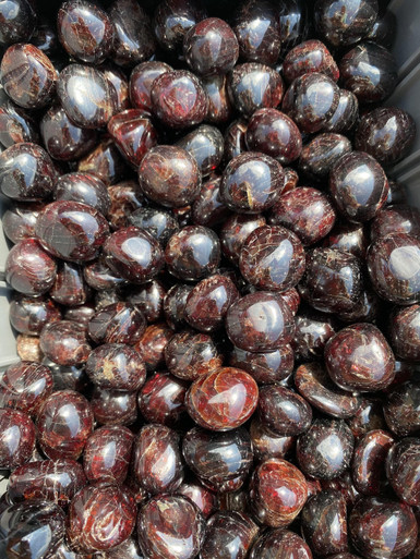 Garnet Tumbled Stone