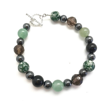 Grounding Crystals Clasp Bracelet | New Moon Beginnings