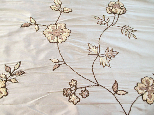 Fabric Robert Allen Beacon Hill Sir Percy Ivory 100% Silk Embroidered Floral 2H