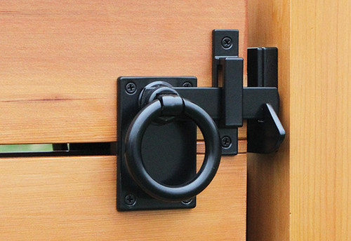 Mid-post mount contemporary ring gate latch by Snug Cottage Hardware, sold by 360 Yardware. Stainless steel with black powder coat, it fits contemporary and traditional styled gates.