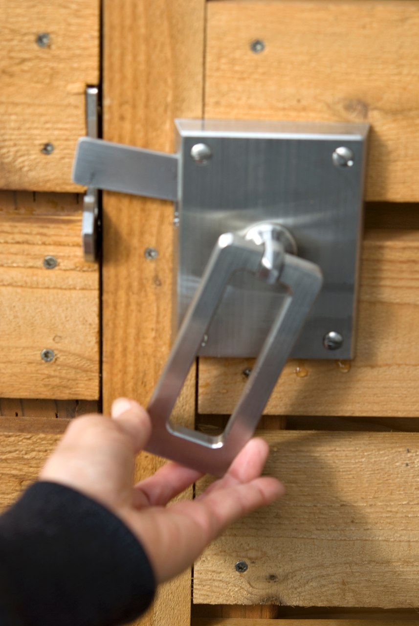 Elise modern stainless steel ring gate latch latch side only elise latching installed