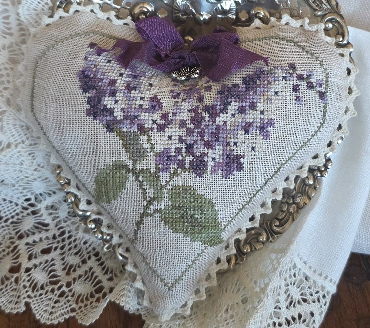和洋裁材料 Les Coeurs d'isa Lilac Heart Kit