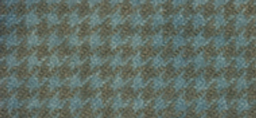 Blue Heron Fat Quarter Hand Wool Dyed Houndstooth Blue Heron Fat Quarter Hand Wool Dyed Houndstooth
