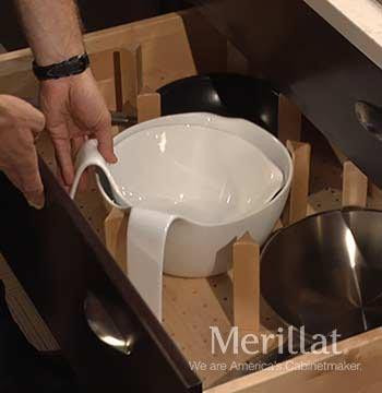 Merillat Classic Pegged Deep Drawer Organizer