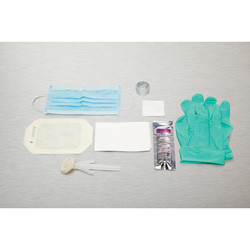 Medline - MDL M101107A - CS/20 DRESSING TRAY WITH METAL & PLASTIC FORCEPS & THREE COMPARTMENT TRAY STERILE