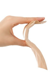 Convatec - SQU 422365 - BX/10 ESTEEM+ SOFT CONVEX DRAIN POUCH 10-28mm HC BARRIER CLIPLESS 2-SIDED PANEL & WDW NO TAPE