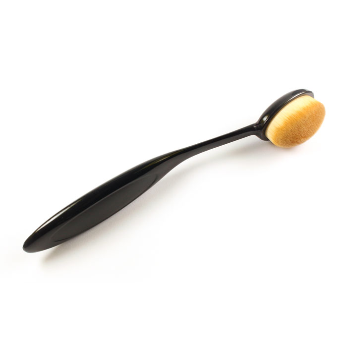 oval-foundation-brush.jpg