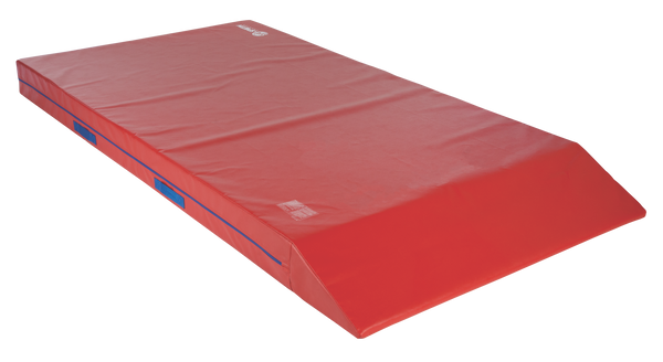 TRAINING MAT WITH TAPERED END 5'X10'X8"