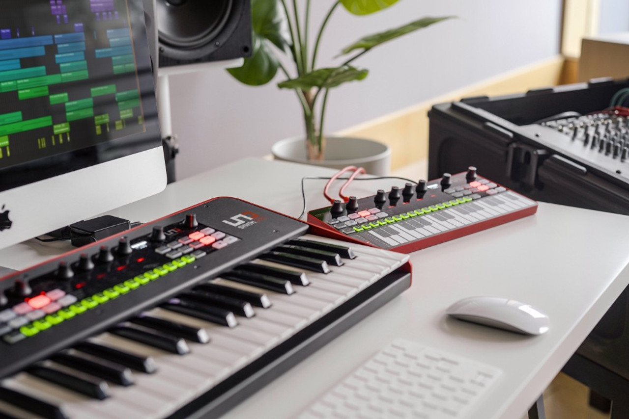 UNO Synth Pro Desktop - NLFX Professional