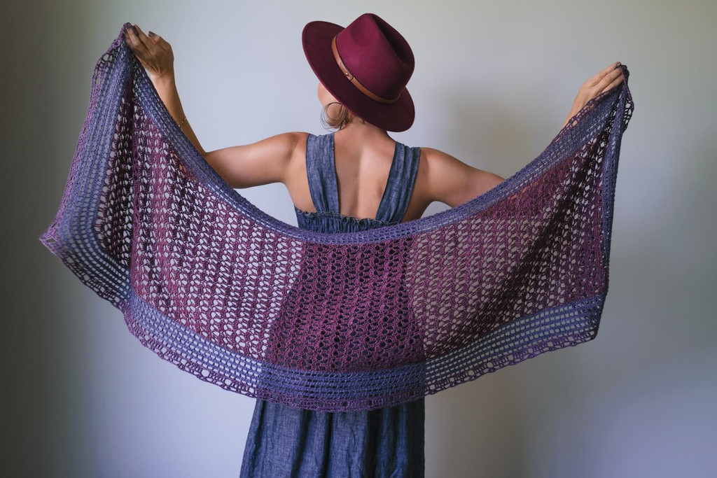 Audrey Hipburn Booty Shawl - Lace