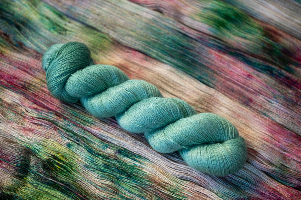 Bull 'YAK SILK' LACE - Expression Fiber Arts