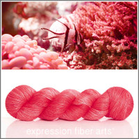 Living Coral 'PEARLESCENT' FINGERING