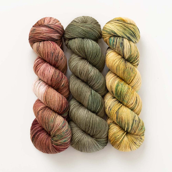 Pastoral Peace Hues – Mid-Month Club September 2026 (Plus Bag & Buttons)