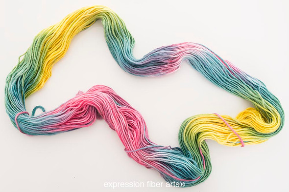 Pre-Order Unicorn Breath 'PEARLESCENT' WORSTED Pre-Order Unicorn Breath 'PEARLESCENT' WORSTED