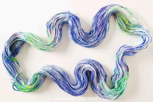 October Opal 'PEARLESCENT' WORSTED
