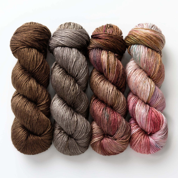 Oopsy Susurrous Hues 'PEARLESCENT' WORSTED KIT