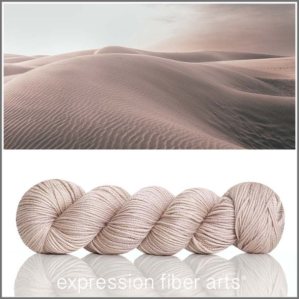Assure 'CREMA' WORSTED Assure 'CREMA' WORSTED