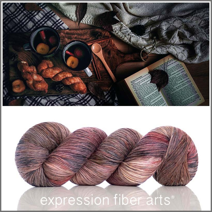 Cozied 'MOONGLEAM' DK