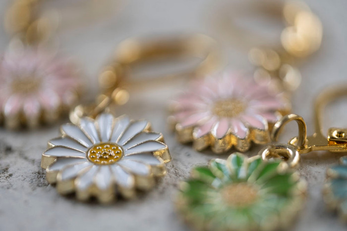 Dazzling Daisies Stitch Markers - Set of 5