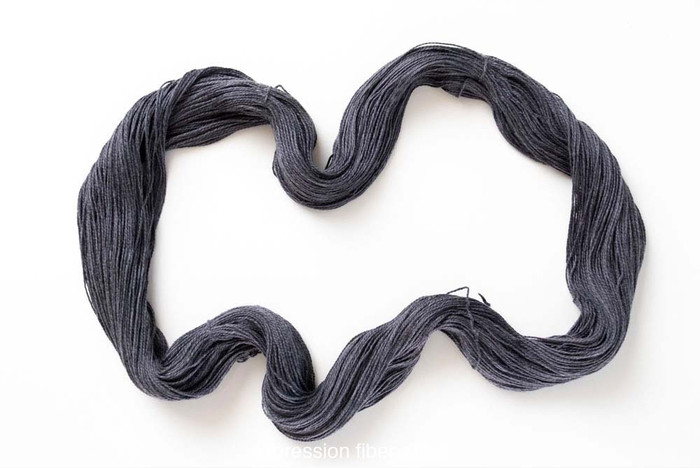 Abyss 'MOONGLEAM' Fingering