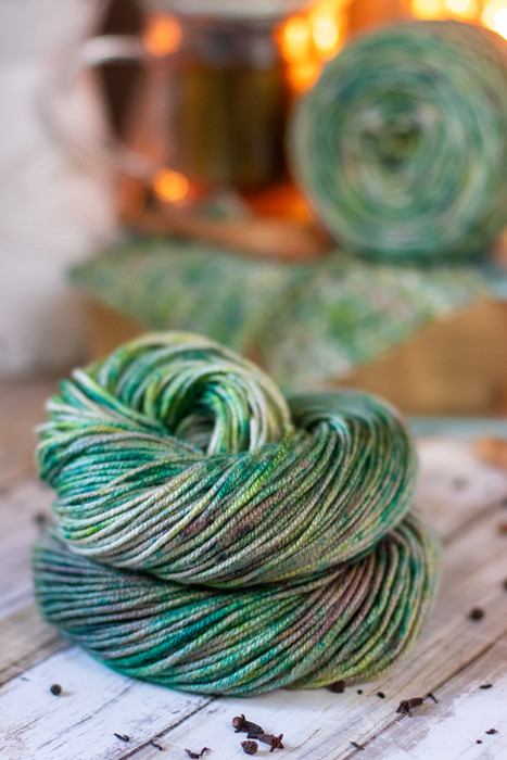 Cup of Peppermint 'CREMA' WORSTED