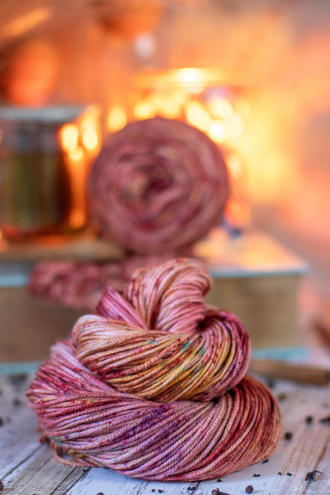 Cup of Rosehips 'CREMA' WORSTED