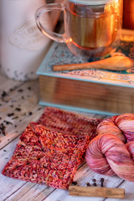 Cup of Rosehips 'CREMA' WORSTED