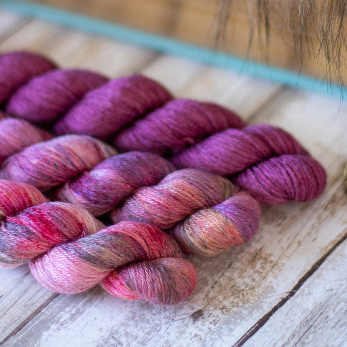 Pre-Order Velvet Dusk Hues 'NIGHTSONG' FINGERING