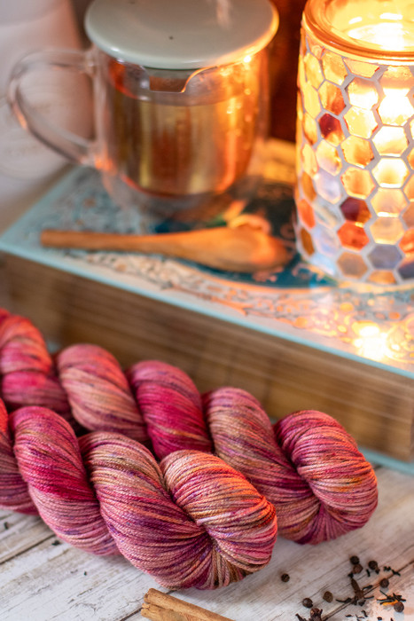 Cup of Echinacea 'CREMA' WORSTED