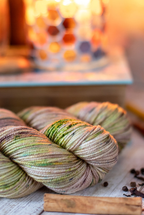 Pre-Order Cup of Jasmine 'CREMA' WORSTED