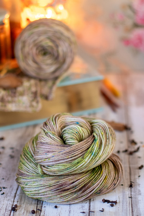 Pre-Order Cup of Jasmine 'CREMA' WORSTED